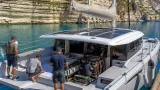 À Bonifacio, un catamaran à voile pensé pour naviguer sans rejet dans les Bouches