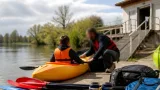 À Cosne, Merlin, 9 ans, repousse ses limites sur l'eau malgré une hémiparésie