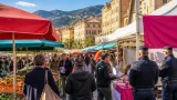 Ajaccio : le RN lance sa campagne présidentielle sur le marché, entre discours social et contexte tendu