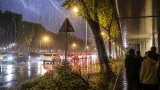 Bron : un orage bref mais intense mercredi soir, rafales et 11 mm en 15 minutes