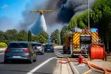 Feu en cours à Villeneuve-lès-Béziers : largages aériens et consignes de prudence