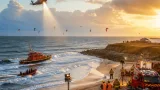 Fort déploiement de secours au large de Réville pour des kitesurfeurs en difficulté