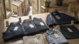 Gap : la marque américaine s’associe à A.P.C. pour une capsule denim déjà en ligne