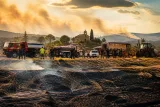 Important feu de végétation à Morlet : plus de 80 pompiers engagés, la chapelle épargnée