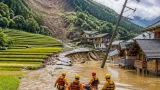 Inondations et glissements : plusieurs provinces du nord du Vietnam lourdement frappées