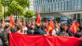 Issy-les-Moulineaux : la CGT bloque le siège de Sodexo après l'annonce de 1 097 suppressions d'emplois