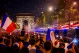 Paris en liesse après la qualification des Bleus, sans débordement majeur