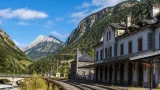 Pau et la vallée d’Aspe : la réouverture de la ligne Pau–Canfranc suscite débats à Urdos