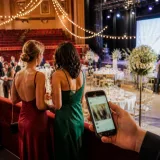 Simone Biles recadre les sceptiques après sa présence au mariage de Taylor Swift