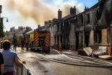 Six logements détruits par un incendie à Mayenne : un homme interpellé