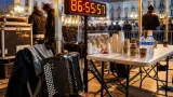 Tulle : un record du monde d'accordéon porté à 86 h 55 min 57 s place Gambetta