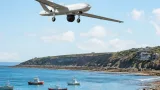 Un avion de la police survole la côte de la Manche ce week‑end pour repérer d’éventuels départs