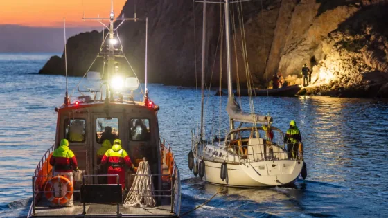 Ajaccio : la SNSM mobilisée deux fois en vingt-quatre heures, voilier remorqué et sauvetage à Aspretto
