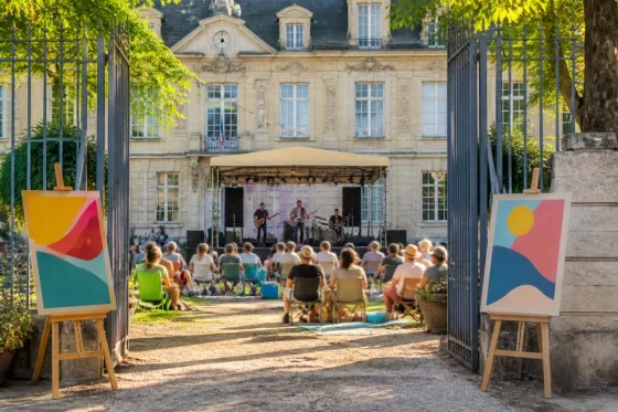 Bar-le-Duc : quatre rendez‑vous musicaux gratuits au parc de l’hôtel de ville cet été