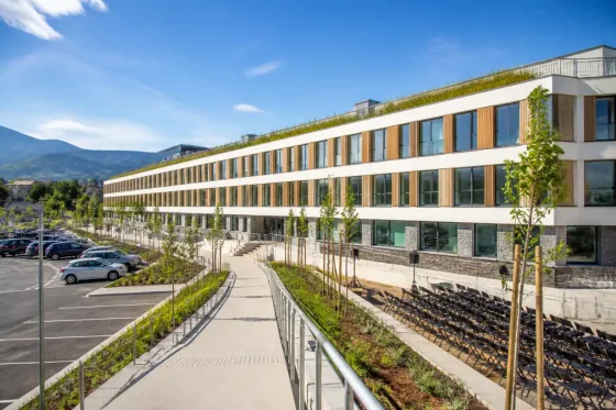Chambéry : le CHMS inaugure le bâtiment Dr Madeleine Brès, nouvelle étape de modernisation
