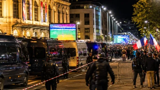 Clermont-Ferrand : un dispositif de sécurité renforcé et bien respecté lors du match France‑Maroc