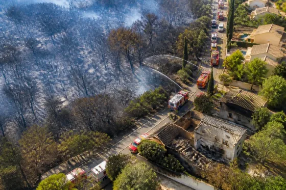 Montpellier : un incendie de 52 hectares maîtrisé après la mobilisation de 400 pompiers
