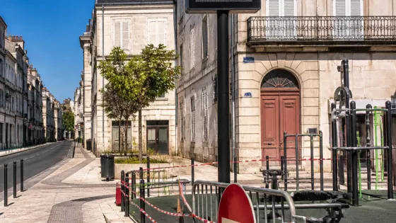 Vigilance rouge canicule en Charente : le départements placé en alerte, consignes et interdictions