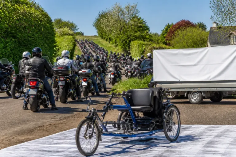 240 motards en Mayenne pour financer le tricycle adapté de Malo