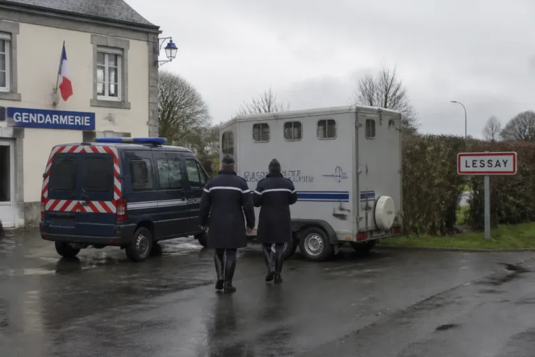 Côte Ouest Centre Manche maintient des renforts: réservistes l’été, Garde républicaine l’hiver