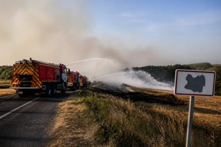 Saône-et-Loire: flambée des feux végétaux, le SDIS renforce sa riposte