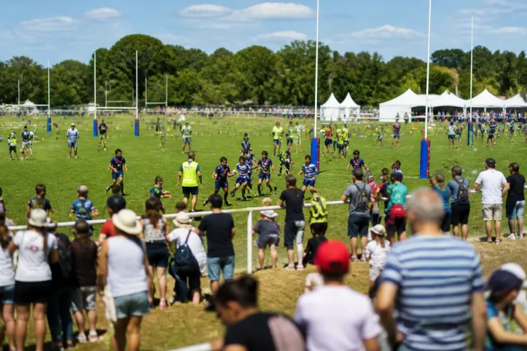À Basse-Goulaine et Saint-Sébastien, un tournoi de rugby fédère plus de 1 100 jeunes