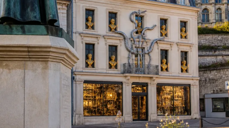 À Blois, la Maison de la Magie renouvelle le lien avec Robert‑Houdin