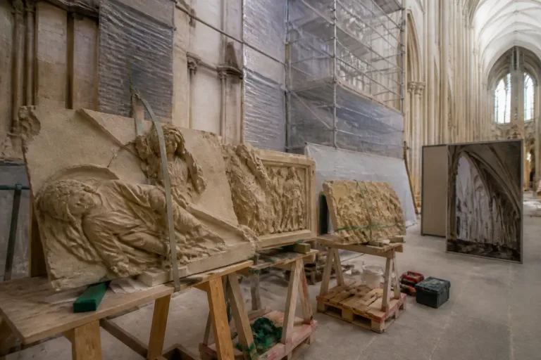 À Bordeaux, la basilique Saint‑Michel relance un chemin de croix en pierre, appel aux dons