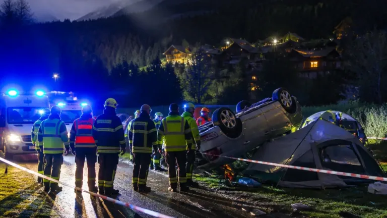 À Ceillac, une voiture fait plusieurs tonneaux et atterrit sur une tente au camping