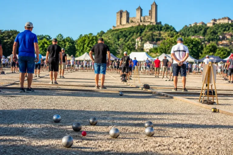 À Foix, plus de cent pétanqueurs en lice et des billets pour le régional