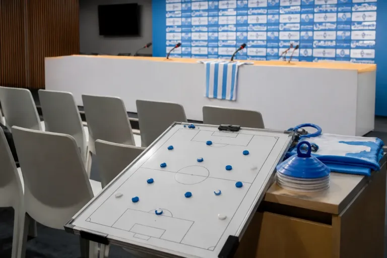 À Marseille, Bruno Genesio aux commandes de l’OM, la page Beye se referme