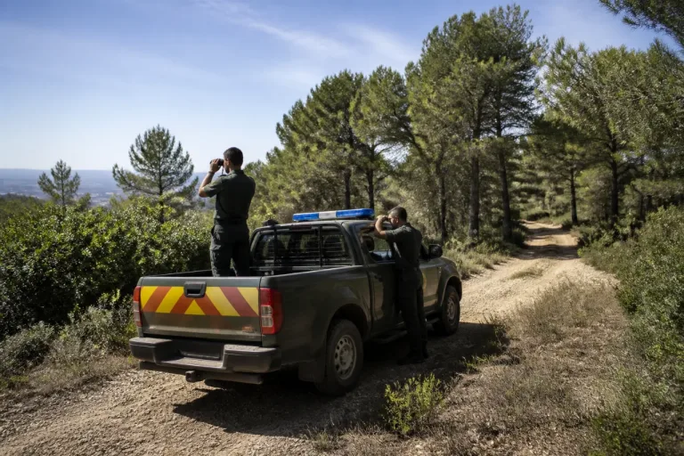 À Poulx, patrouilles renforcées pour prévenir les feux en garrigue tout l’été