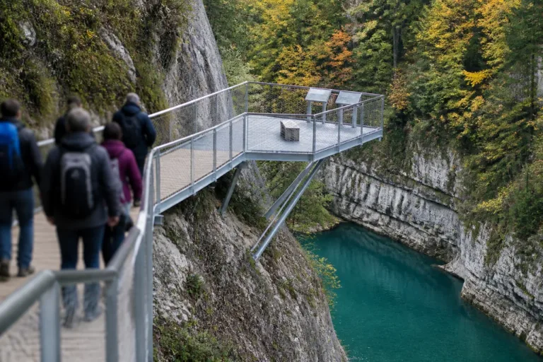 À Saint-Claude, les gorges de l’Abîme rouvrent: passerelles neuves et panorama retrouvé