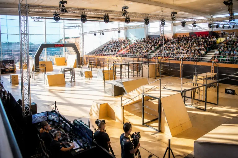 À Troyes, l’Aerojam transforme le gymnase Charles-Dutreix en scène de parkour ce week-end