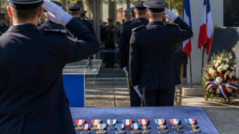 Agen : neuf policiers décorés lors des commémorations du 60e anniversaire de la Police nationale