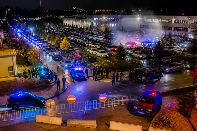 Angers : plus d'une centaine de véhicules impliqués dans des rodéos nocturnes, fort dispositif policier