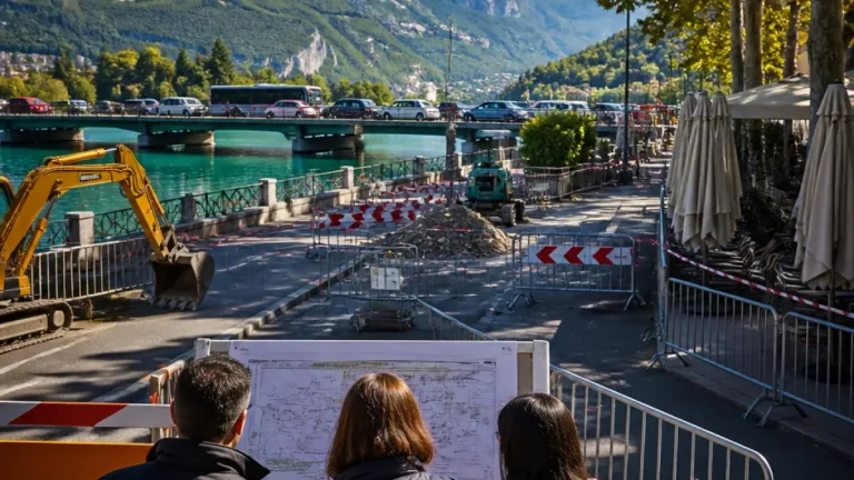 Annecy : trois mois de perturbations attendus après la fermeture de la rive Est du lac