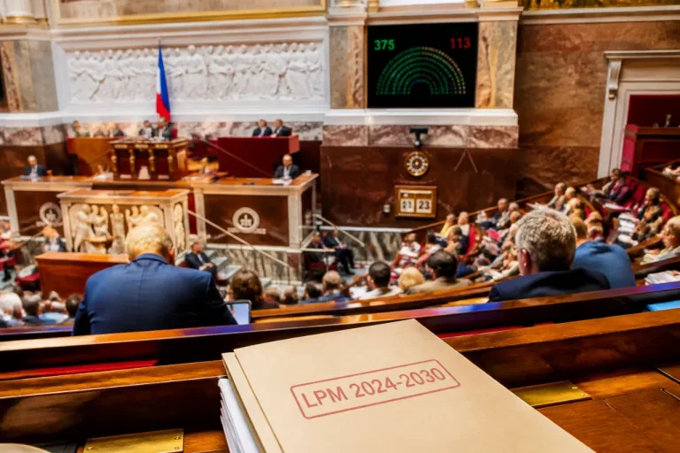 Assemblée nationale: large feu vert à l’actualisation de la loi militaire, le député morbihannais salue le vote