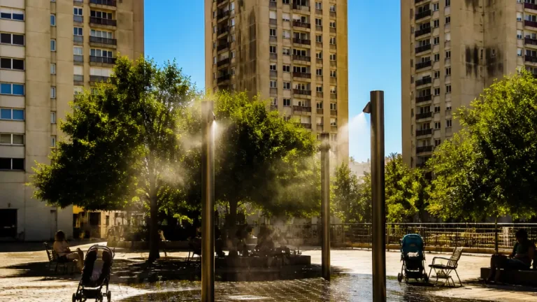 Au Cap Janet, Erilia teste des mâts brumisants pour soulager la canicule