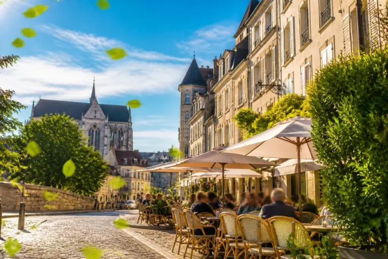Auxerre : journée ensoleillée et chaude attendue dimanche 5 juillet