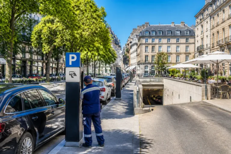 Besançon : deux heures de stationnement gratuites à midi dès le 1er septembre 2026