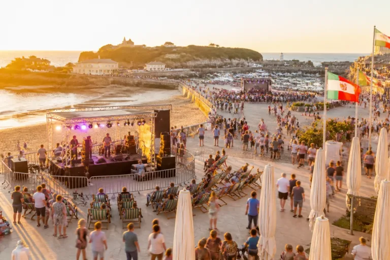Biarritz : huit concerts gratuits animeront la plage et le port cet été