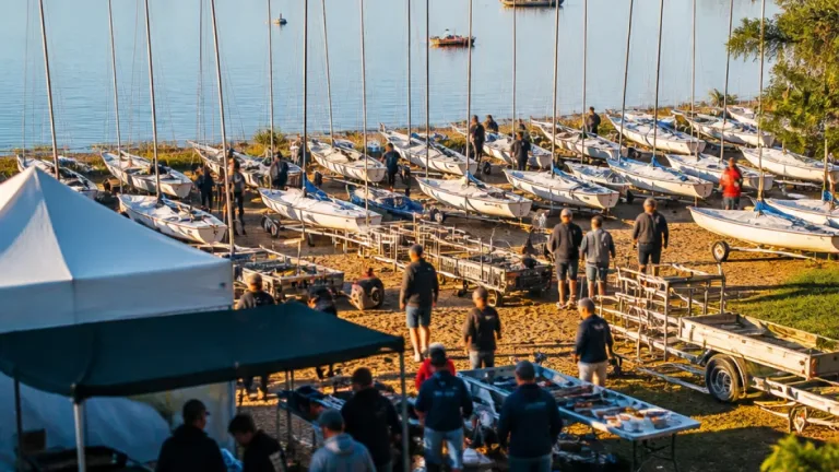 Biscarrosse vit une semaine de haute voltige avec les championnats du monde de voile 420