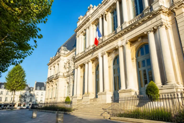 Blois : sept ans de prison pour viol et harcèlement sur son ex-compagne