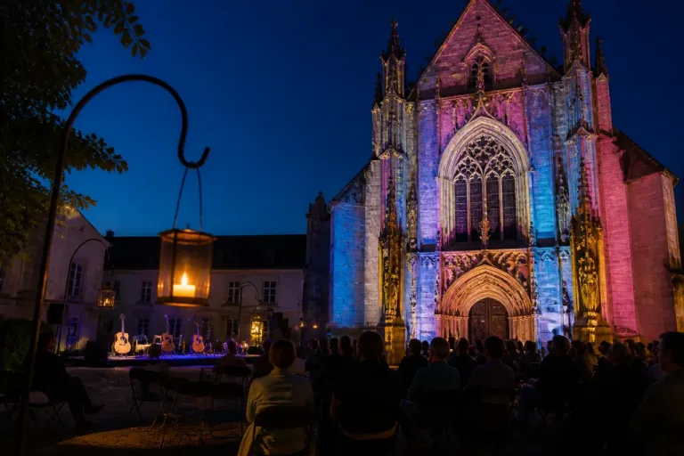 Bourg-en-Bresse : l’été s’organise à Brou entre concerts, lumières et visites familiales