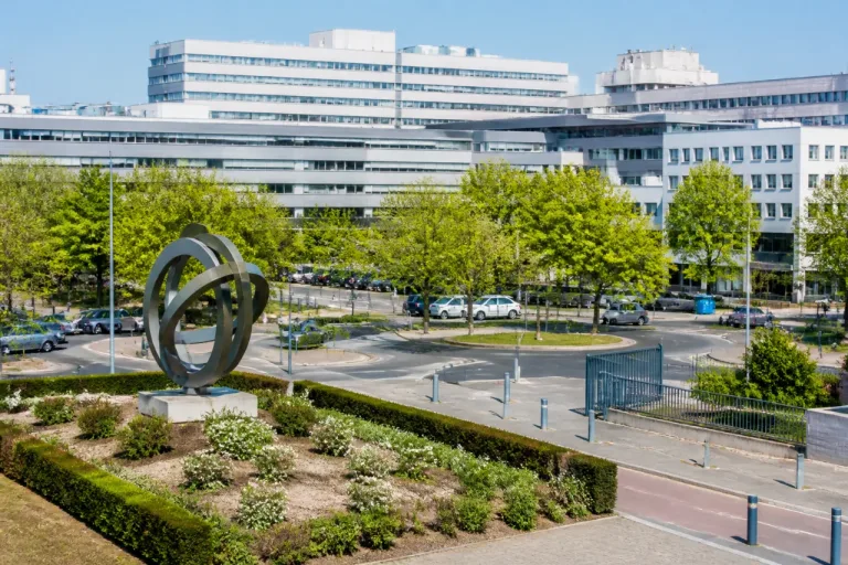 Caen: le CHU rejoint le PUI Normandie pour doper l’innovation issue de la recherche