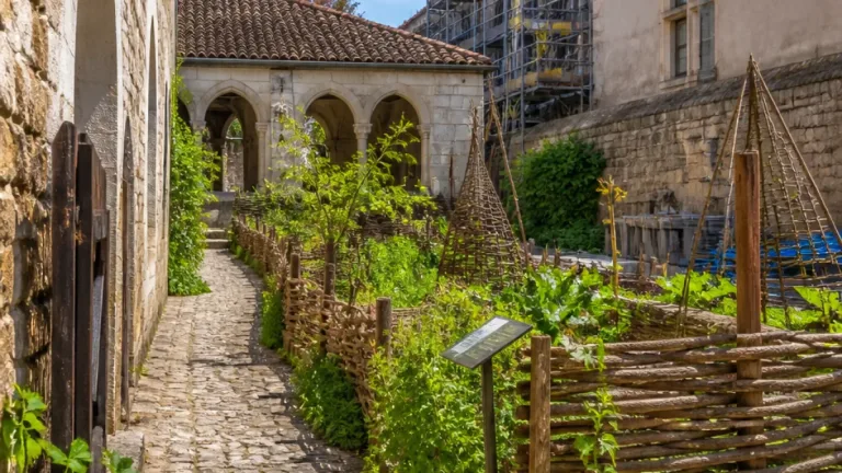 Cahors: les Jardins secrets rouvrent et se réinventent pour l’été