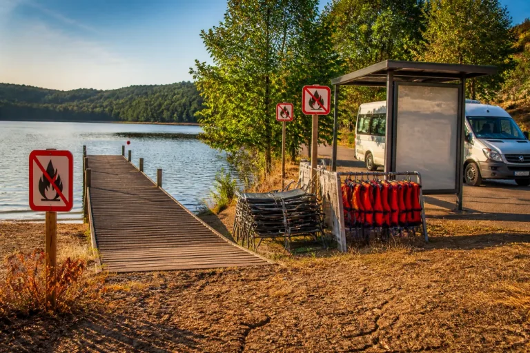 Canicule et risque d'incendie menacent le grand feu d'artifice du lac des Montagnès