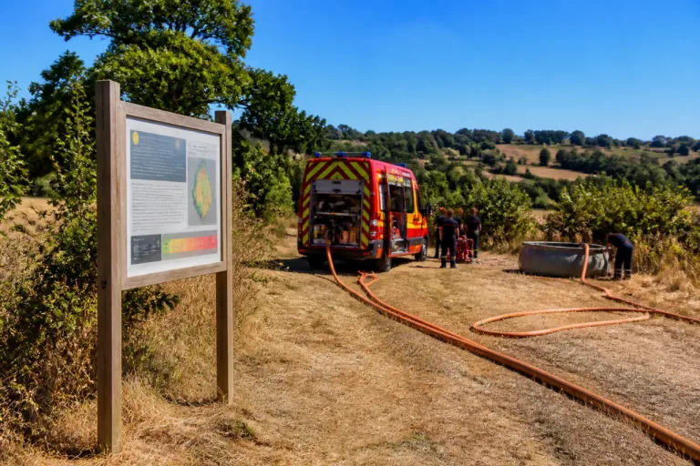 Canicule et sécheresse : la Seine‑Maritime placée en vigilance, les pompiers appellent à la vigilance