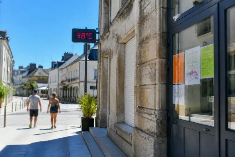 Canicule : le Morbihan placé en vigilance orange dès mardi midi, conseils et prévisions